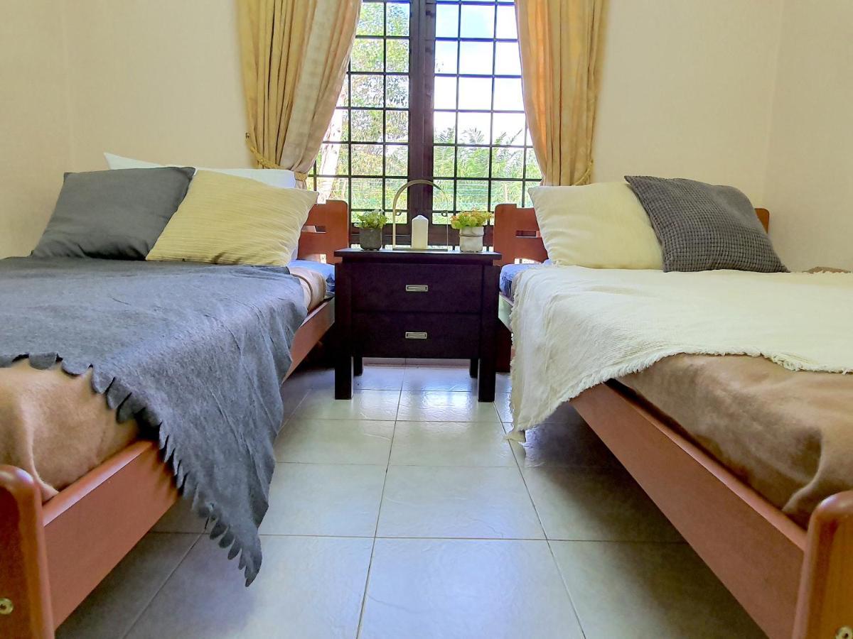 Melaka Afamosa Villa With Private Pool For 10 Pax Alor Gajah Buitenkant foto
